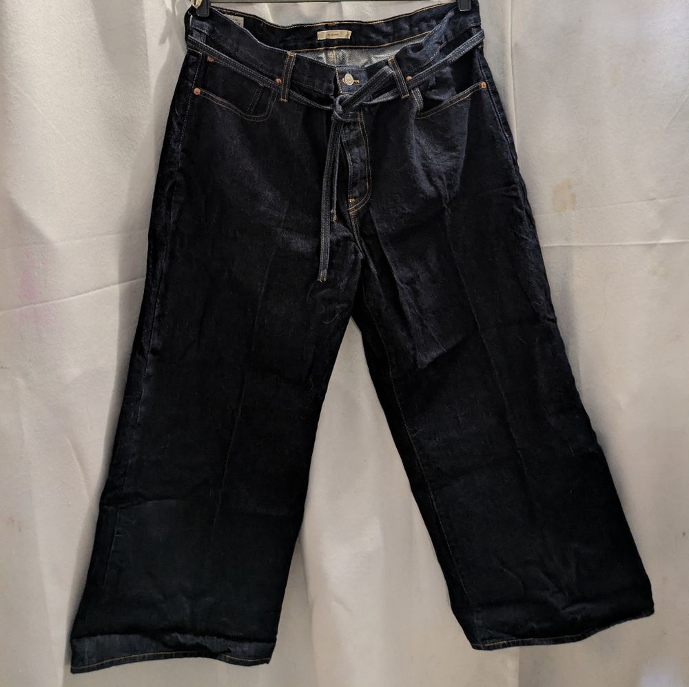 Levi's Women's Black Relaxed Jeans